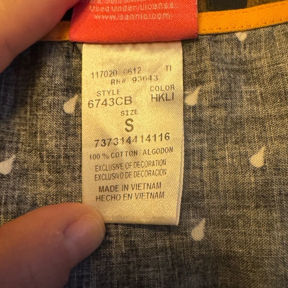 HELLO KITTY Sanrio smocked scrub top black polka dot - Picture 2 of 4